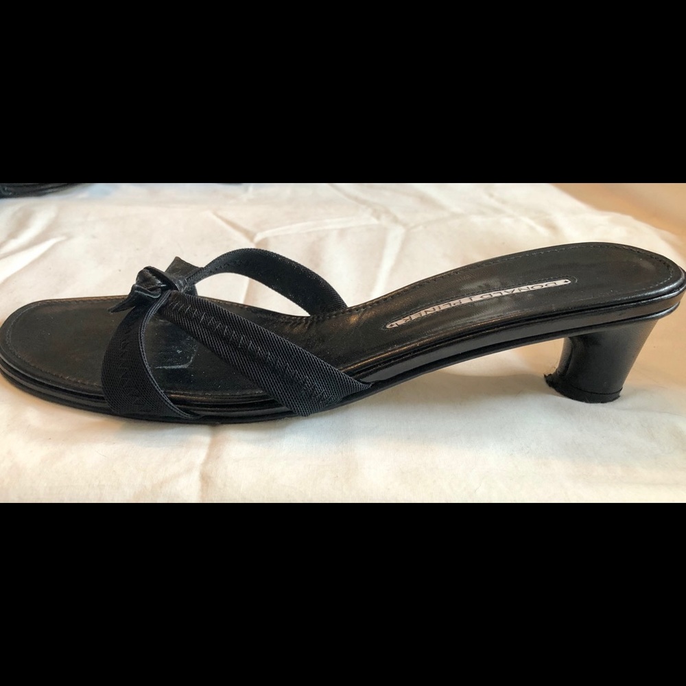 Sandals - Picture 3 of 5
